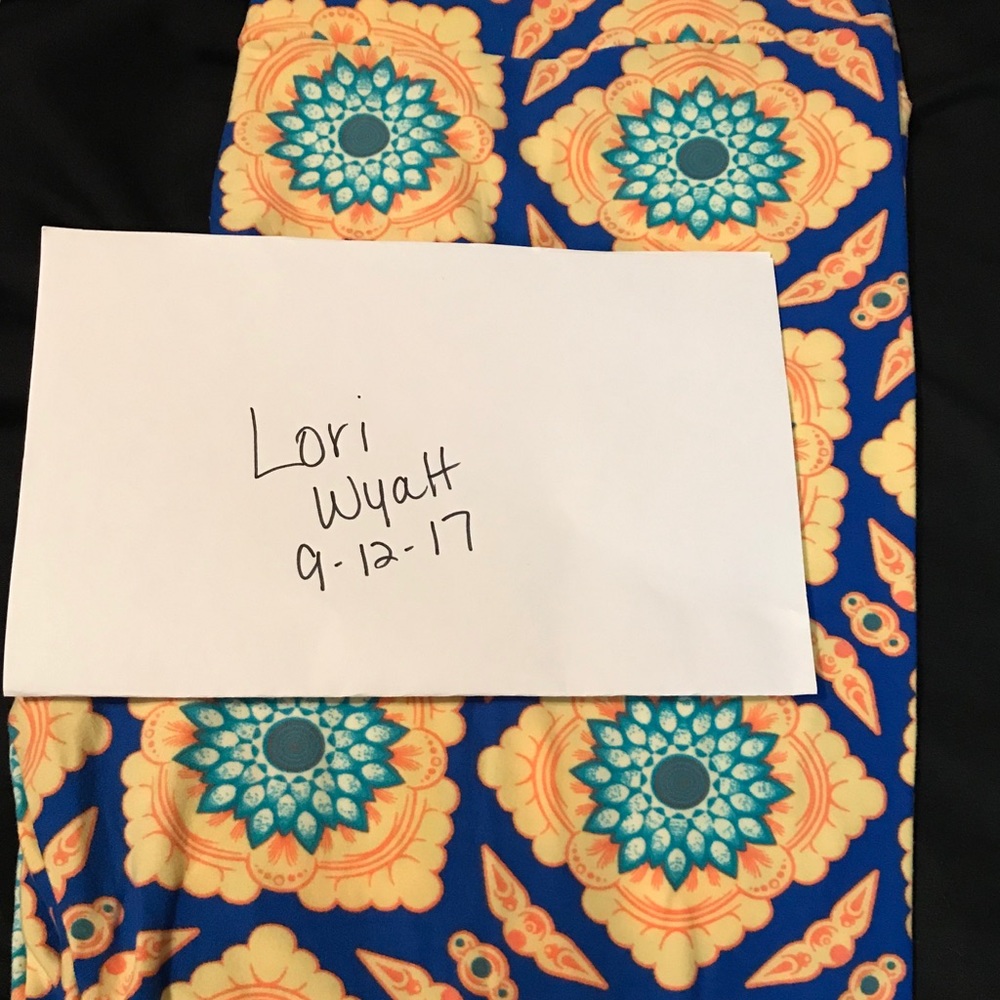 Lularoe TC Spring Leggings